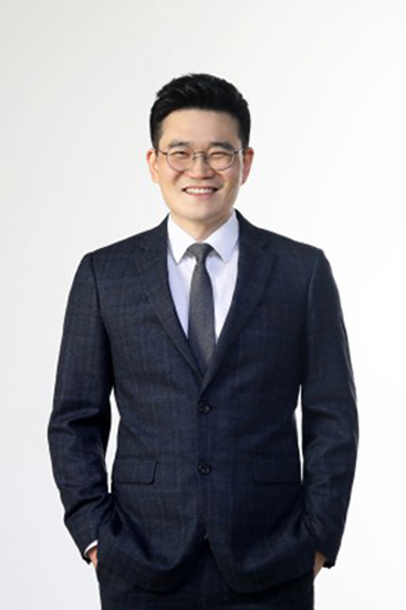 대표 행정사 · 정진석